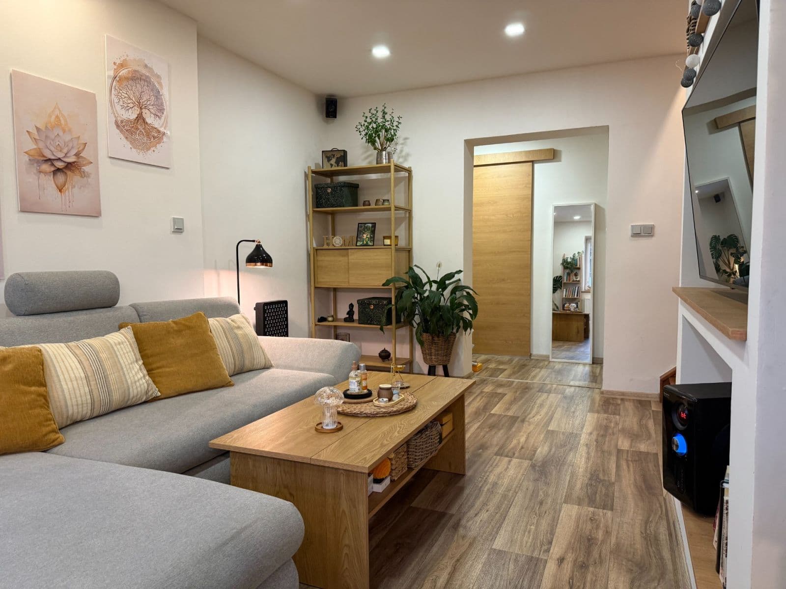 Pronájem domu 105 m², pozemek 550 m², Kamenická, Zákupy, Liberecký kraj Pronájem domu 105 m², pozemek 550 m², Kamenická, Zákupy, Liberecký kraj