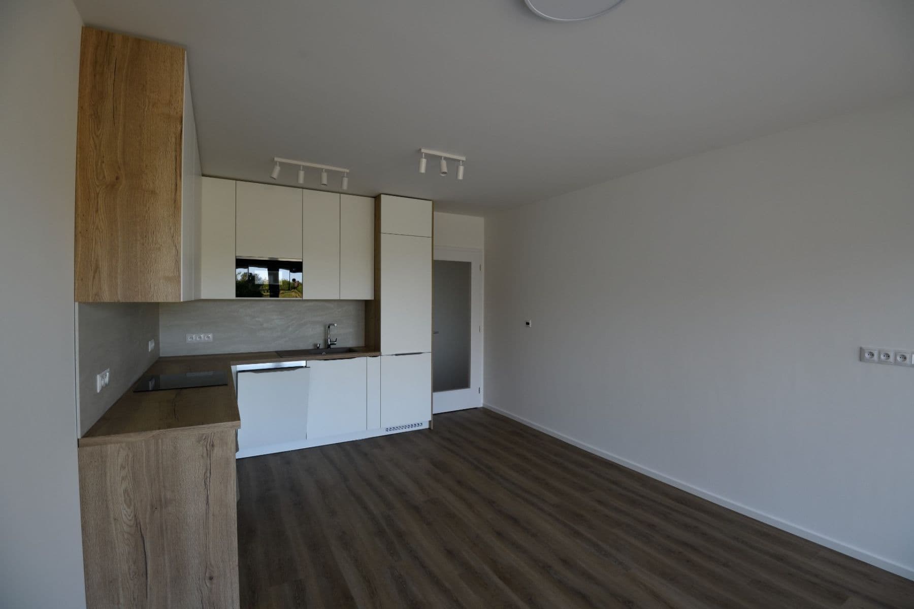 Pronájem bytu 2+kk 53 m², Josefa Truhláře, Brandýs nad Labem-Stará Boleslav, Středočeský kraj Pronájem bytu 2+kk 53 m², Josefa Truhláře, Brandýs nad Labem-Stará Boleslav, Středočeský kraj