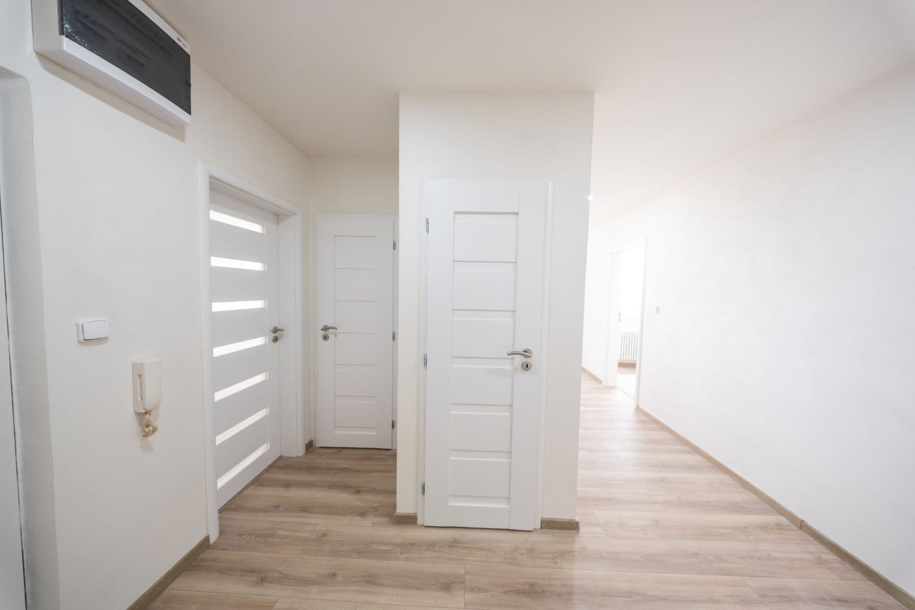 Prodej bytu 2+1 60 m², Krhanická, Praha, Praha Prodej bytu 2+1 60 m², Krhanická, Praha, Praha