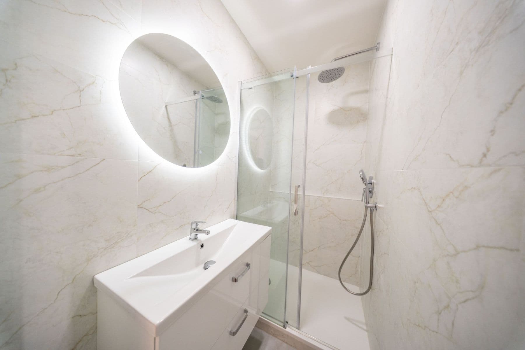 Prodej bytu 2+1 60 m², Krhanická, Praha, Praha Prodej bytu 2+1 60 m², Krhanická, Praha, Praha
