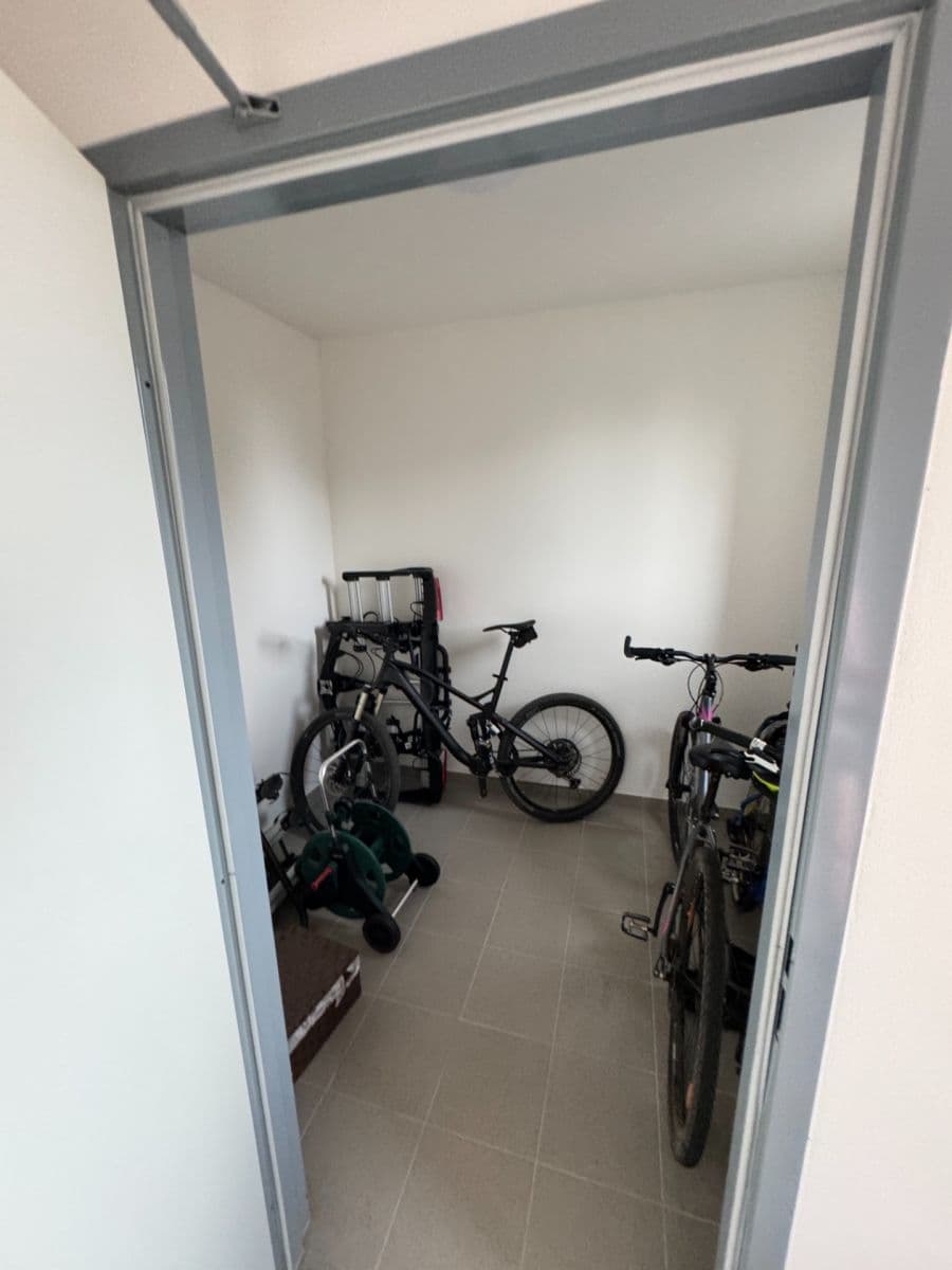 Pronájem bytu 2+kk 41 m², Vestecká, Nehvizdy, Středočeský kraj Pronájem bytu 2+kk 41 m², Vestecká, Nehvizdy, Středočeský kraj