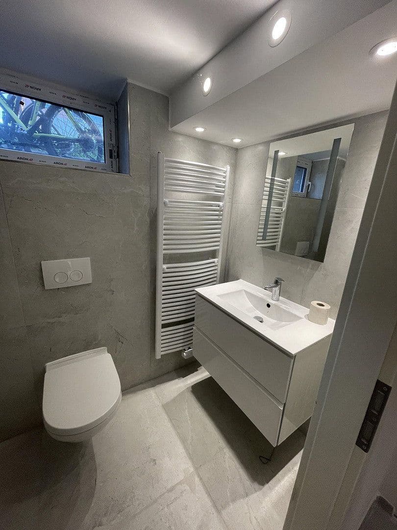 Pronájem kanceláře 45 m², Germering, Bavorsko Pronájem kanceláře 45 m², Germering, Bavorsko