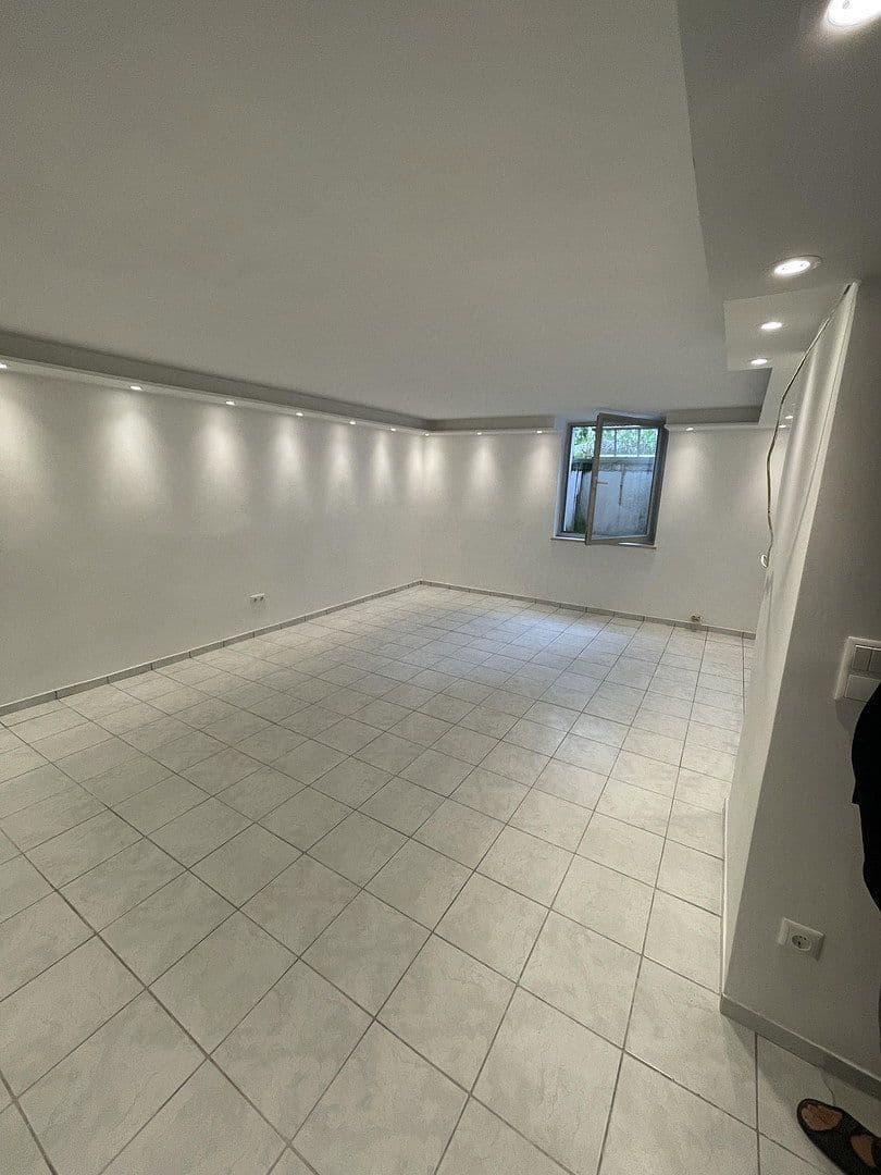 Pronájem kanceláře 45 m², Germering, Bavorsko Pronájem kanceláře 45 m², Germering, Bavorsko