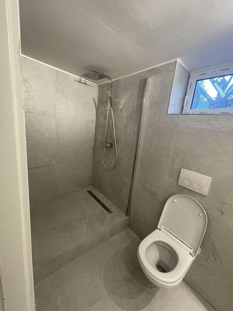 Pronájem kanceláře 45 m², Germering, Bavorsko Pronájem kanceláře 45 m², Germering, Bavorsko