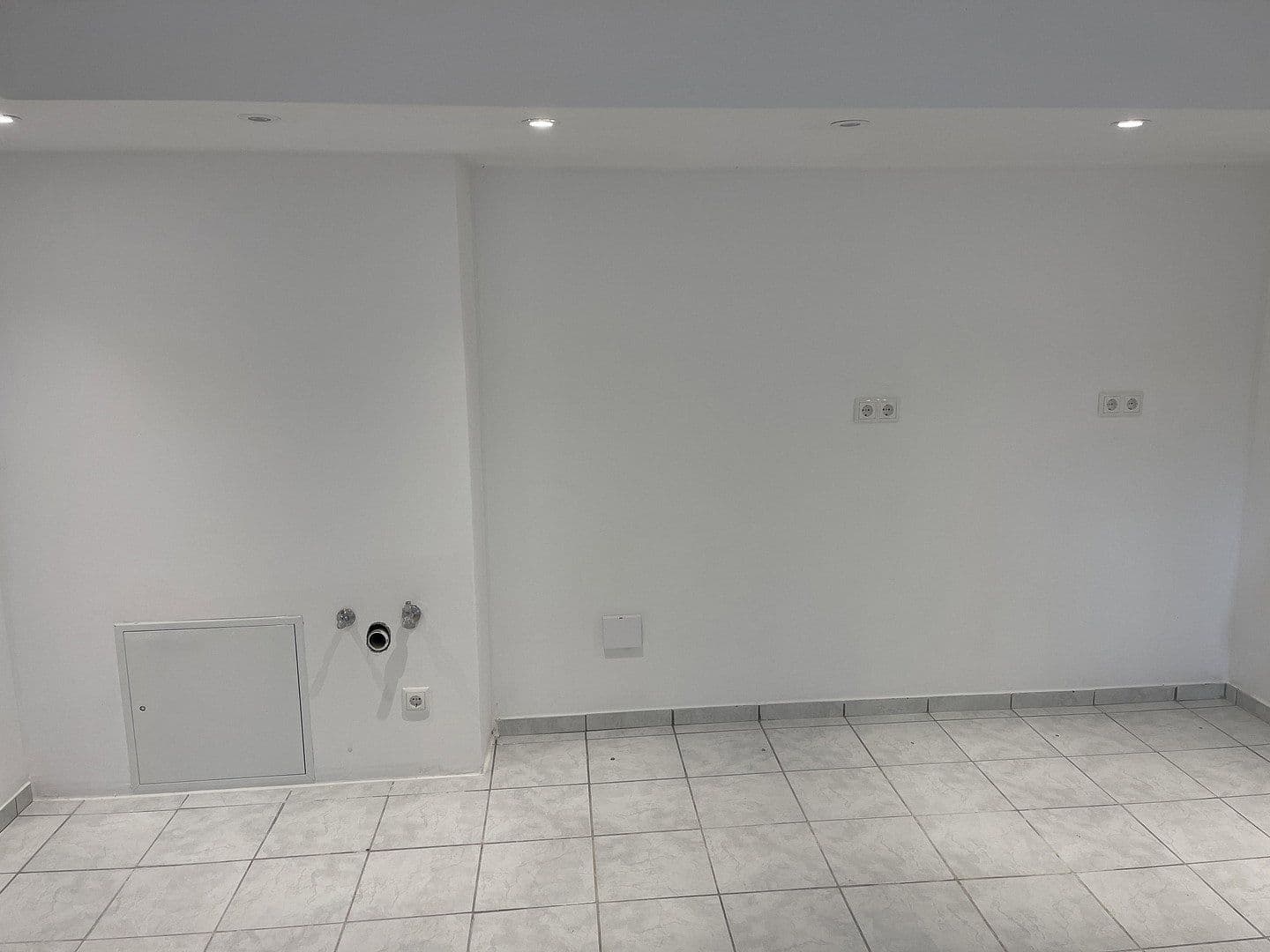Pronájem kanceláře 45 m², Germering, Bavorsko Pronájem kanceláře 45 m², Germering, Bavorsko