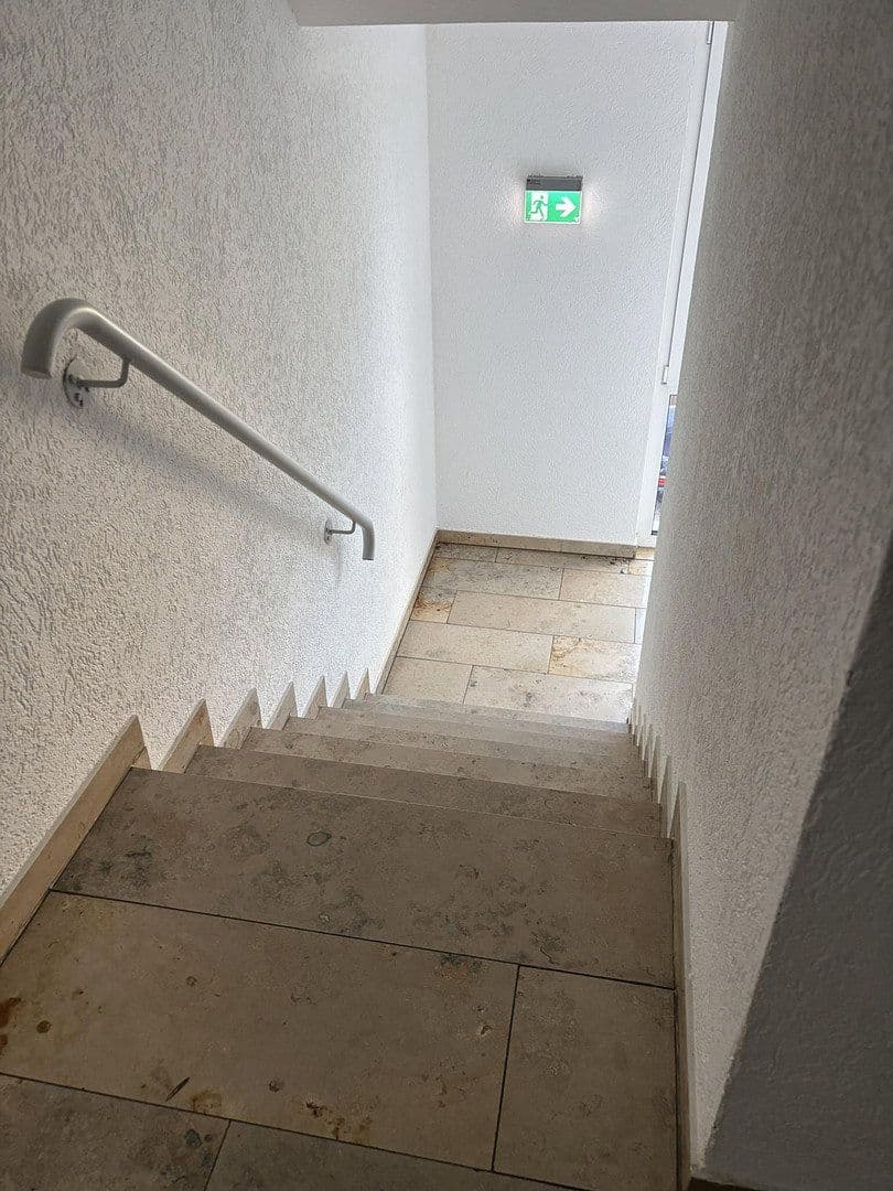 Pronájem bytu 1+kk 40 m², Stuttgarter Straße 73, Korntal-Münchingen, Bádensko-Württembersko Pronájem bytu 1+kk 40 m², Stuttgarter Straße 73, Korntal-Münchingen, Bádensko-Württembersko