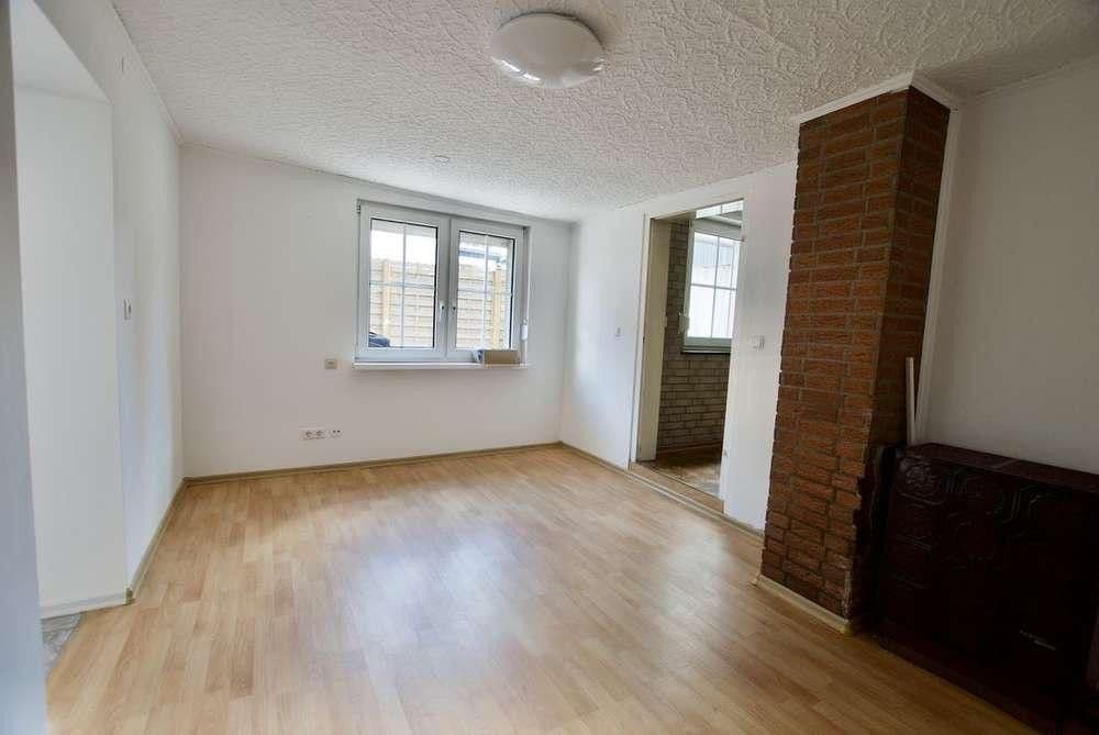 Pronájem domu 120 m², pozemek 413 m², Friedrich Ebert Str. 51, Erftstadt, Severní Porýní-Vestfálsko Pronájem domu 120 m², pozemek 413 m², Friedrich Ebert Str. 51, Erftstadt, Severní Porýní-Vestfálsko