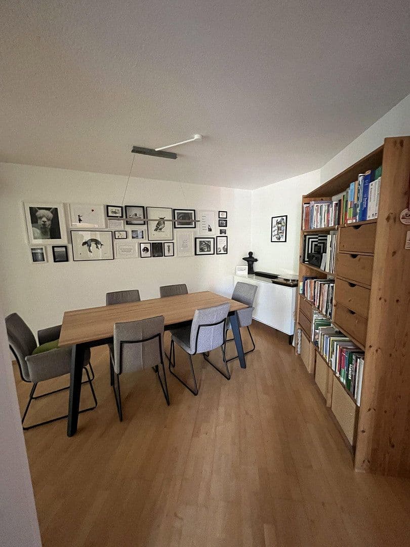 Prodej bytu 2+1 75 m², Köln, Severní Porýní-Vestfálsko Prodej bytu 2+1 75 m², Köln, Severní Porýní-Vestfálsko