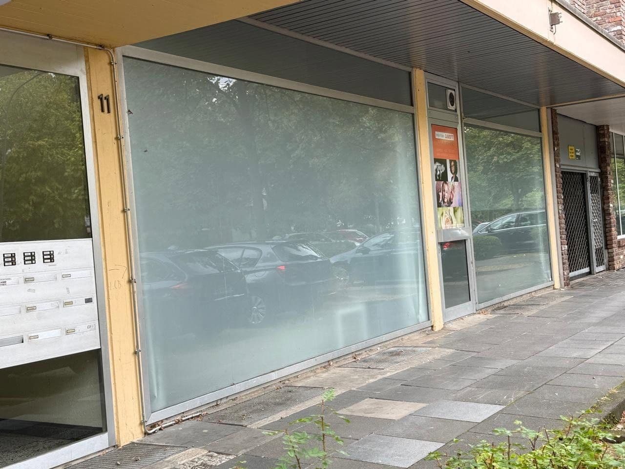 Pronájem kanceláře 75 m², Brunnenstraße 11, Troisdorf, Severní Porýní-Vestfálsko Pronájem kanceláře 75 m², Brunnenstraße 11, Troisdorf, Severní Porýní-Vestfálsko