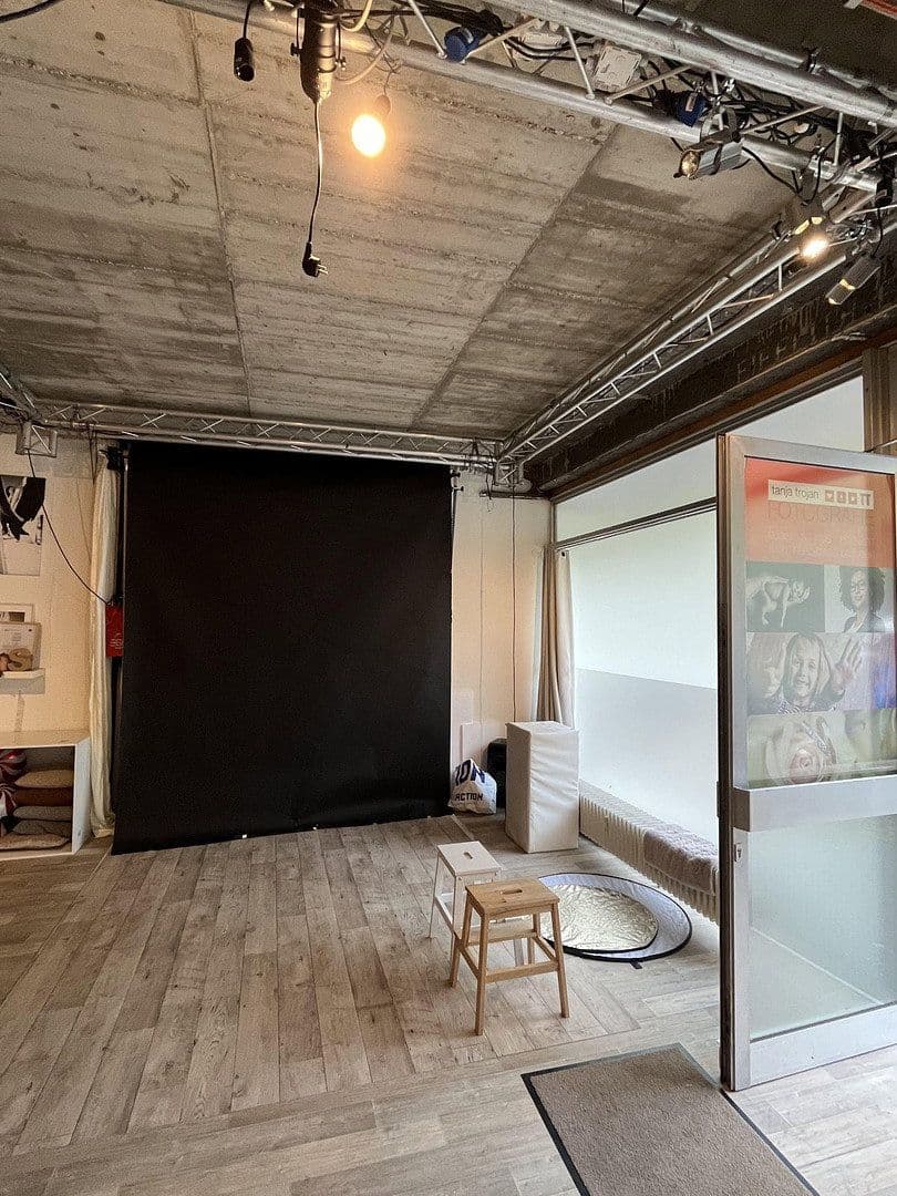 Pronájem kanceláře 75 m², Brunnenstraße 11, Troisdorf, Severní Porýní-Vestfálsko Pronájem kanceláře 75 m², Brunnenstraße 11, Troisdorf, Severní Porýní-Vestfálsko