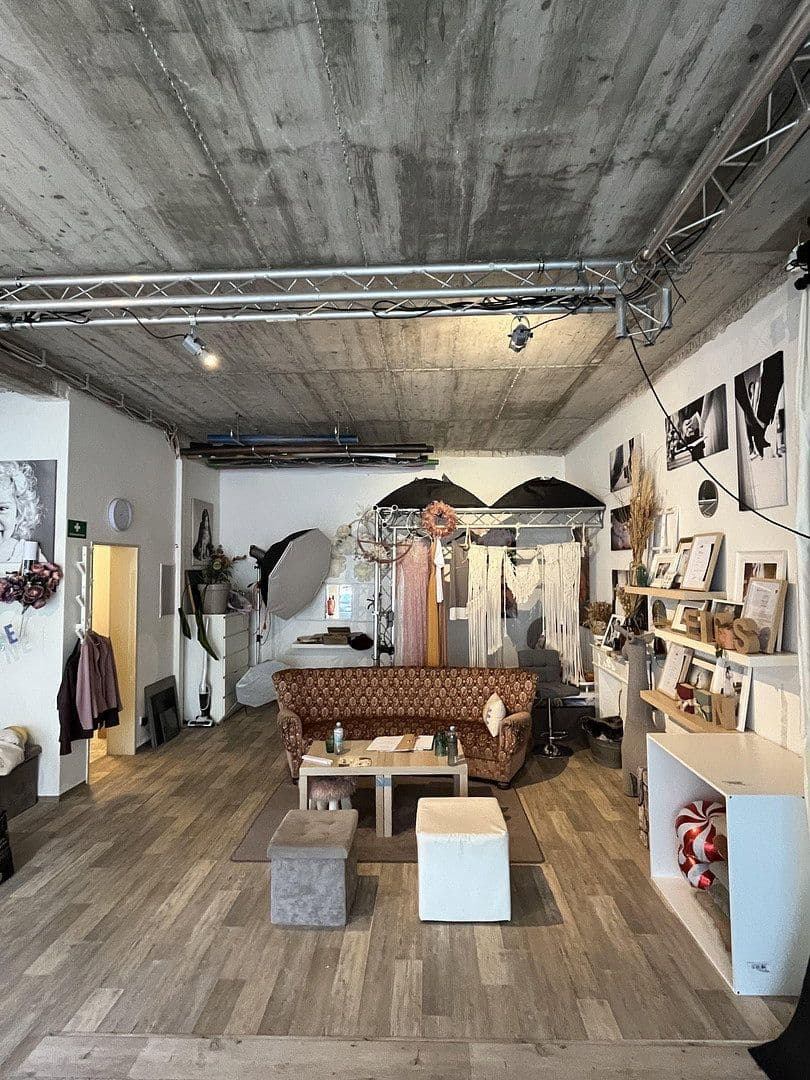 Pronájem kanceláře 75 m², Brunnenstraße 11, Troisdorf, Severní Porýní-Vestfálsko Pronájem kanceláře 75 m², Brunnenstraße 11, Troisdorf, Severní Porýní-Vestfálsko