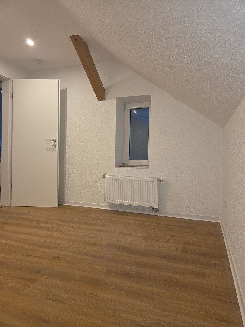 Pronájem bytu 2+1 49 m², Demminer Straße 12, Jarmen, Mecklenburg-Vorpommern Pronájem bytu 2+1 49 m², Demminer Straße 12, Jarmen, Mecklenburg-Vorpommern