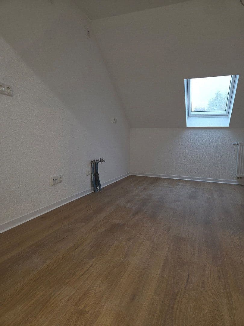 Pronájem bytu 2+1 49 m², Demminer Straße 12, Jarmen, Mecklenburg-Vorpommern Pronájem bytu 2+1 49 m², Demminer Straße 12, Jarmen, Mecklenburg-Vorpommern