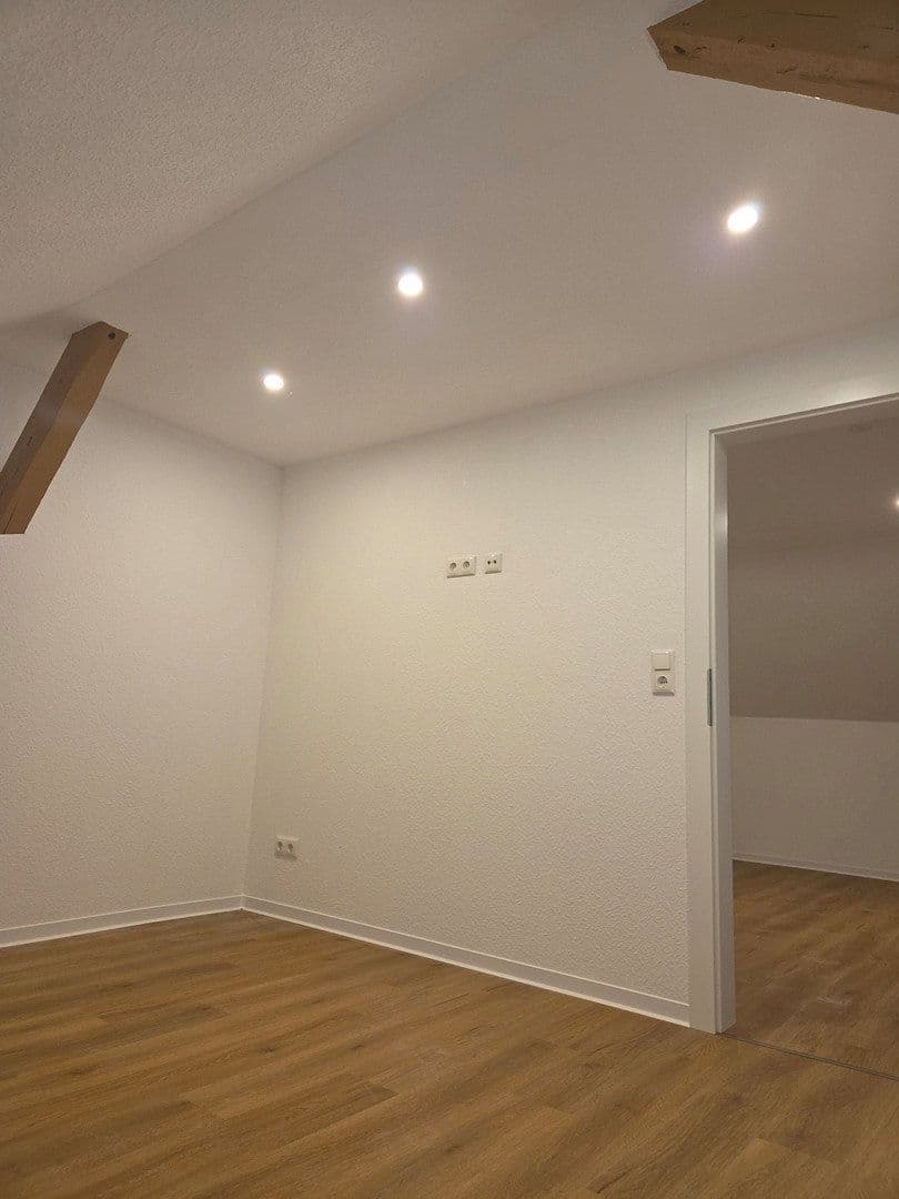 Pronájem bytu 2+1 49 m², Demminer Straße 12, Jarmen, Mecklenburg-Vorpommern Pronájem bytu 2+1 49 m², Demminer Straße 12, Jarmen, Mecklenburg-Vorpommern