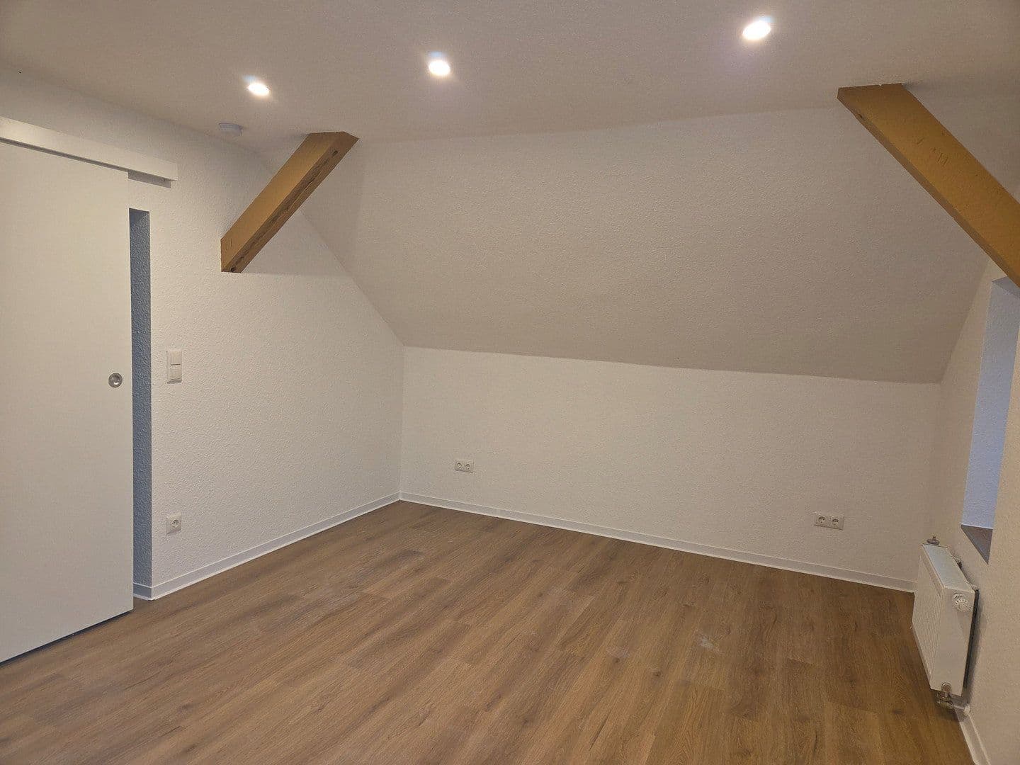 Pronájem bytu 2+1 49 m², Demminer Straße 12, Jarmen, Mecklenburg-Vorpommern Pronájem bytu 2+1 49 m², Demminer Straße 12, Jarmen, Mecklenburg-Vorpommern