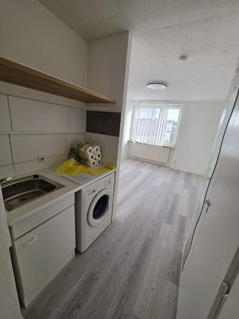Pronájem bytu 1+1 20 m², Wallaustr. 101, Mainz, Porýní-Falc Pronájem bytu 1+1 20 m², Wallaustr. 101, Mainz, Porýní-Falc