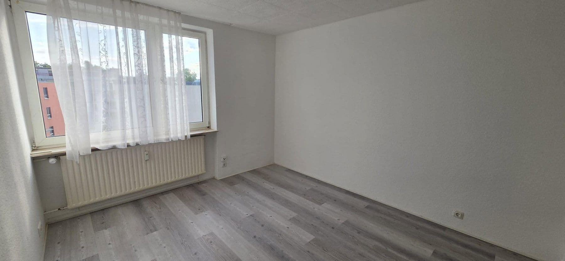 Pronájem bytu 1+1 20 m², Wallaustr. 101, Mainz, Porýní-Falc Pronájem bytu 1+1 20 m², Wallaustr. 101, Mainz, Porýní-Falc