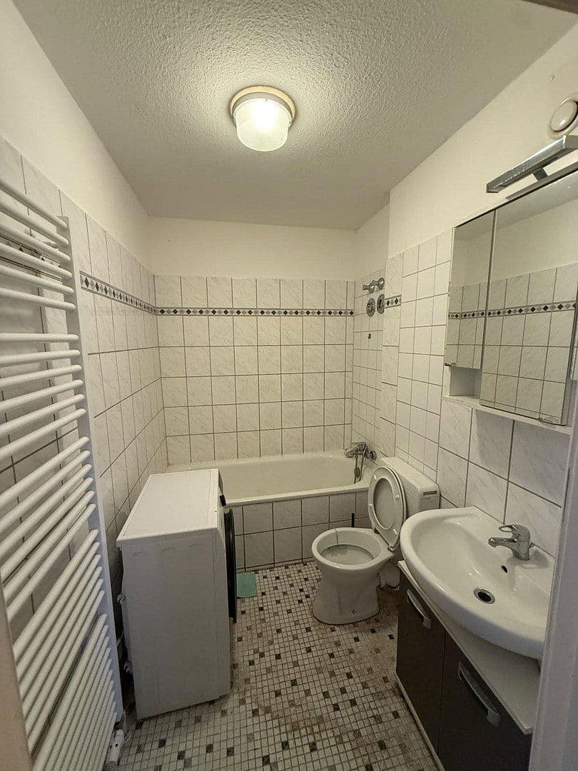 Pronájem bytu 1+1 40 m², Berliner Str. 29, Mainz, Porýní-Falc Pronájem bytu 1+1 40 m², Berliner Str. 29, Mainz, Porýní-Falc