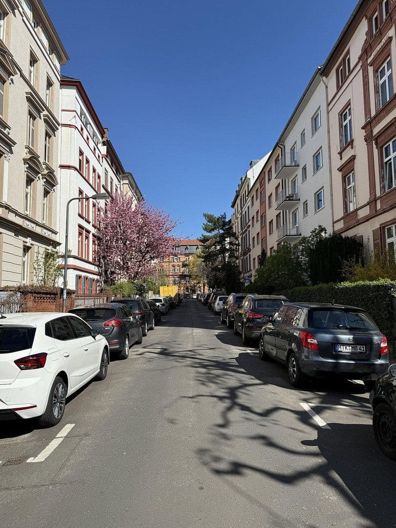 Pronájem bytu 3+kk 95 m², Feststraße 8, Frankfurt am Main, Hessen Pronájem bytu 3+kk 95 m², Feststraße 8, Frankfurt am Main, Hessen