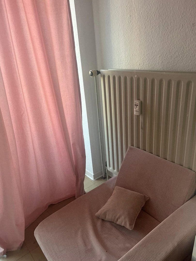 Pronájem bytu 1+1 20 m², Richard Schirrmann Str. 12, Mainz, Porýní-Falc Pronájem bytu 1+1 20 m², Richard Schirrmann Str. 12, Mainz, Porýní-Falc