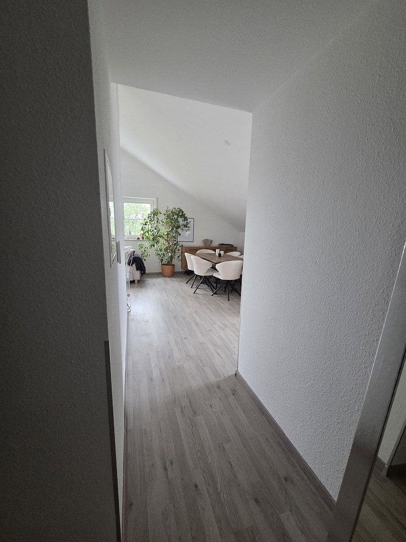 Pronájem bytu 2+1 57 m², Weinbergstra 72, Reichenbach an der Fils, Bádensko-Württembersko Pronájem bytu 2+1 57 m², Weinbergstra 72, Reichenbach an der Fils, Bádensko-Württembersko