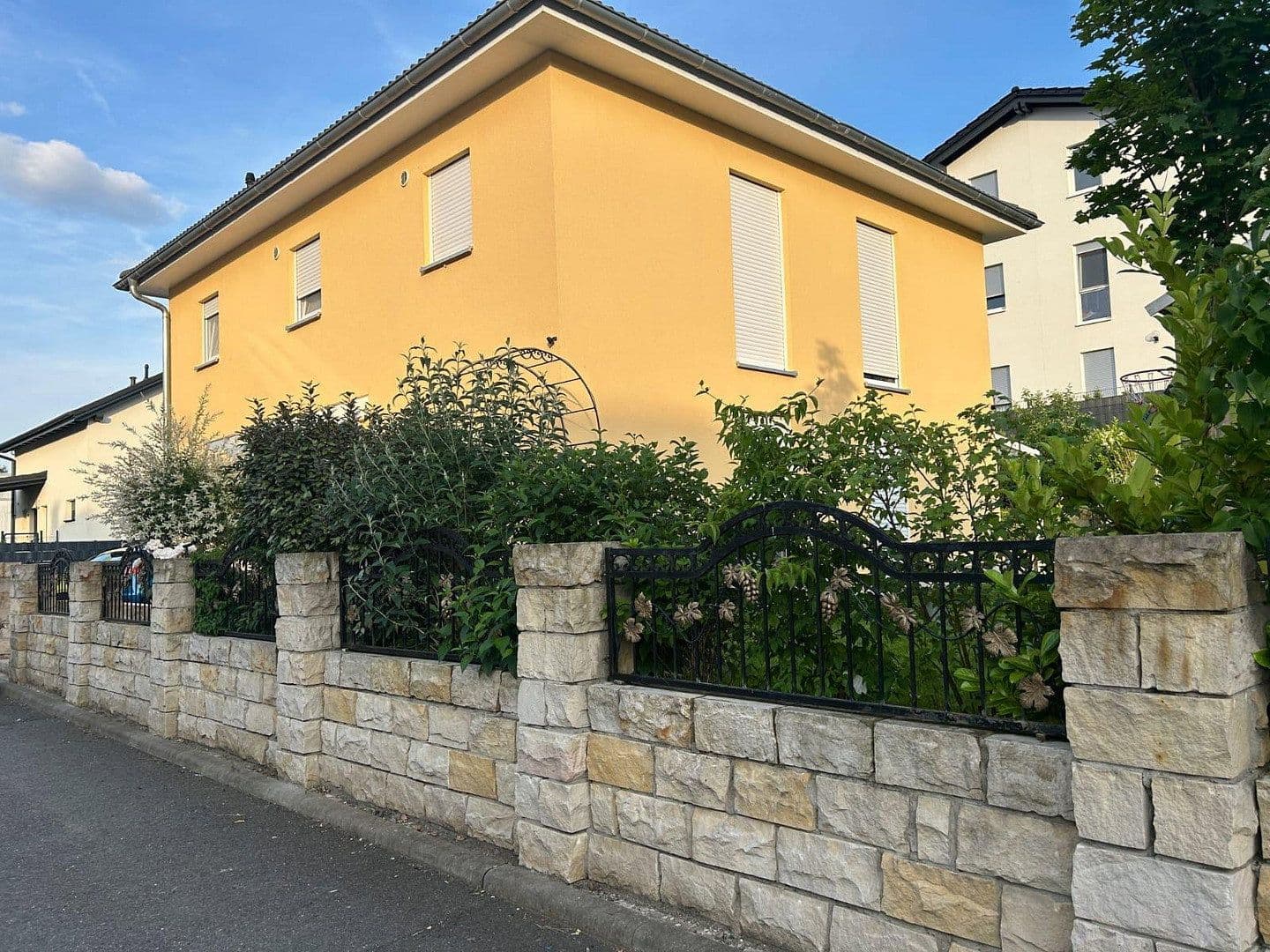 Prodej domu 150 m², pozemek 568 m², Bad Schwalbach, Hessen Prodej domu 150 m², pozemek 568 m², Bad Schwalbach, Hessen