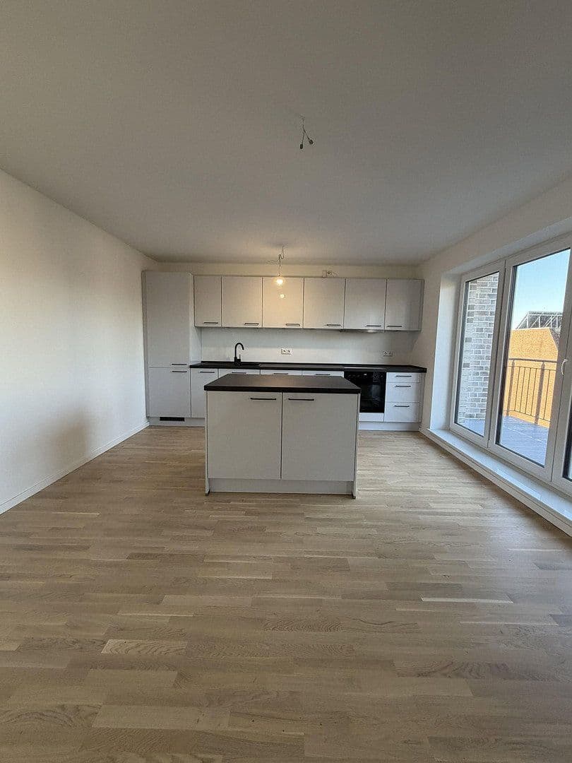 Pronájem bytu 4+1 102 m², Schützenstraße 21, Kaltenkirchen, Šlesvicko-Holštýnsko Pronájem bytu 4+1 102 m², Schützenstraße 21, Kaltenkirchen, Šlesvicko-Holštýnsko