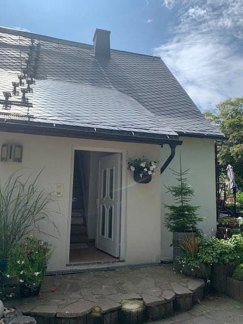 Prodej bytu 3+1 72 m², August-Bebel-Straße 182 A, Grünhain-Beierfeld, Sasko Prodej bytu 3+1 72 m², August-Bebel-Straße 182 A, Grünhain-Beierfeld, Sasko