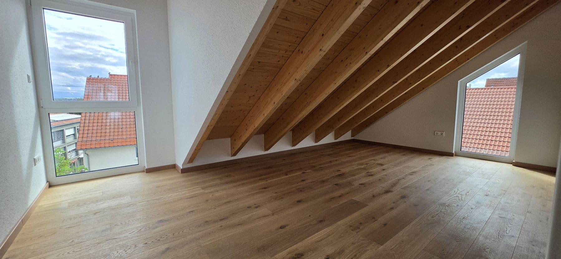 Pronájem bytu 3+1 74 m², Brunnengasse 6, Ingersheim, Bádensko-Württembersko Pronájem bytu 3+1 74 m², Brunnengasse 6, Ingersheim, Bádensko-Württembersko