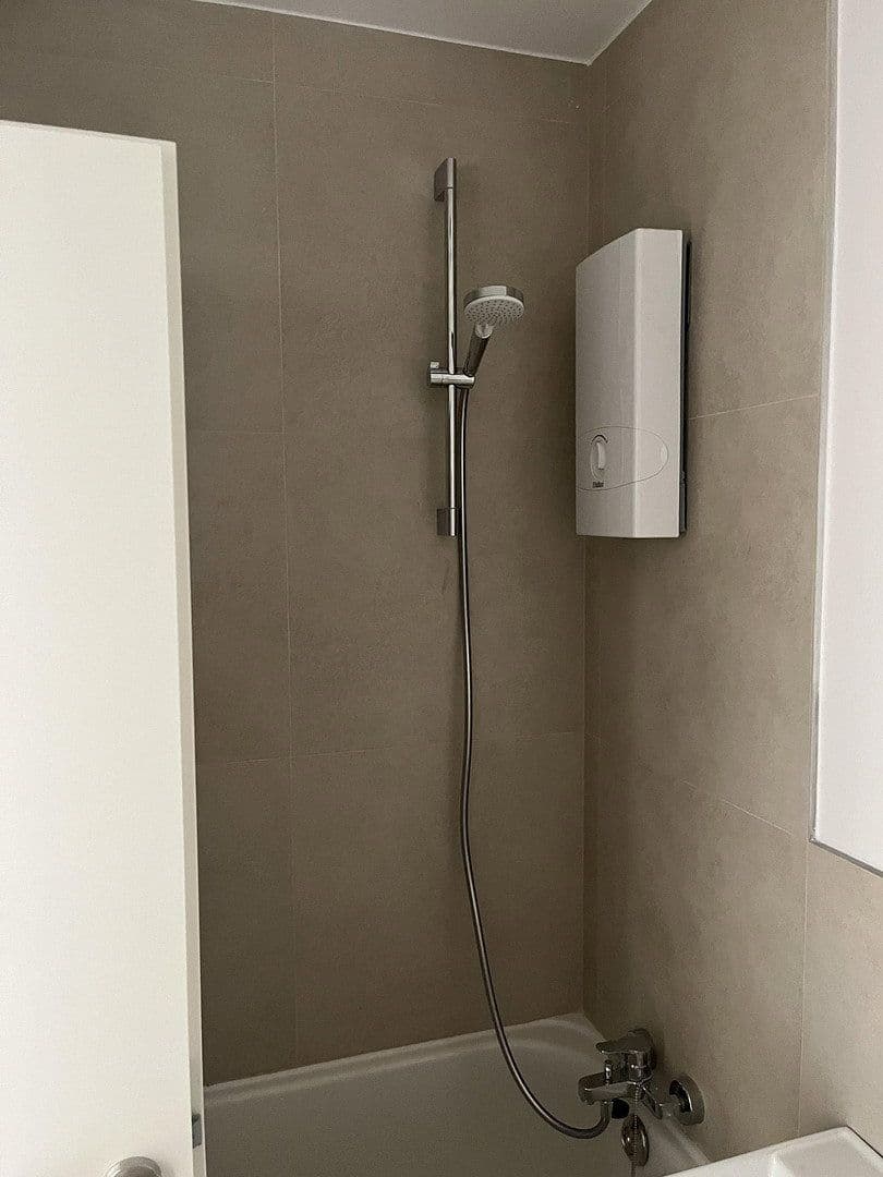 Pronájem bytu 1+1 30 m², Dieselstraße 25, Krefeld, Severní Porýní-Vestfálsko Pronájem bytu 1+1 30 m², Dieselstraße 25, Krefeld, Severní Porýní-Vestfálsko