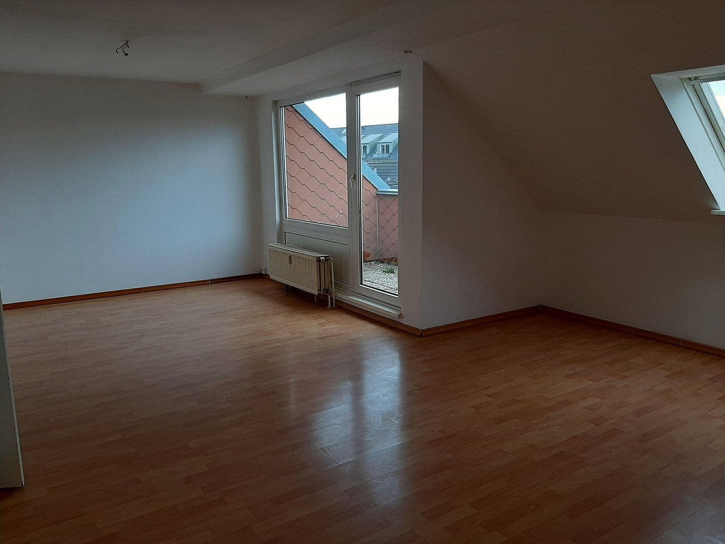 Pronájem bytu 3+1 90 m², Hamburg, Hamburg Pronájem bytu 3+1 90 m², Hamburg, Hamburg