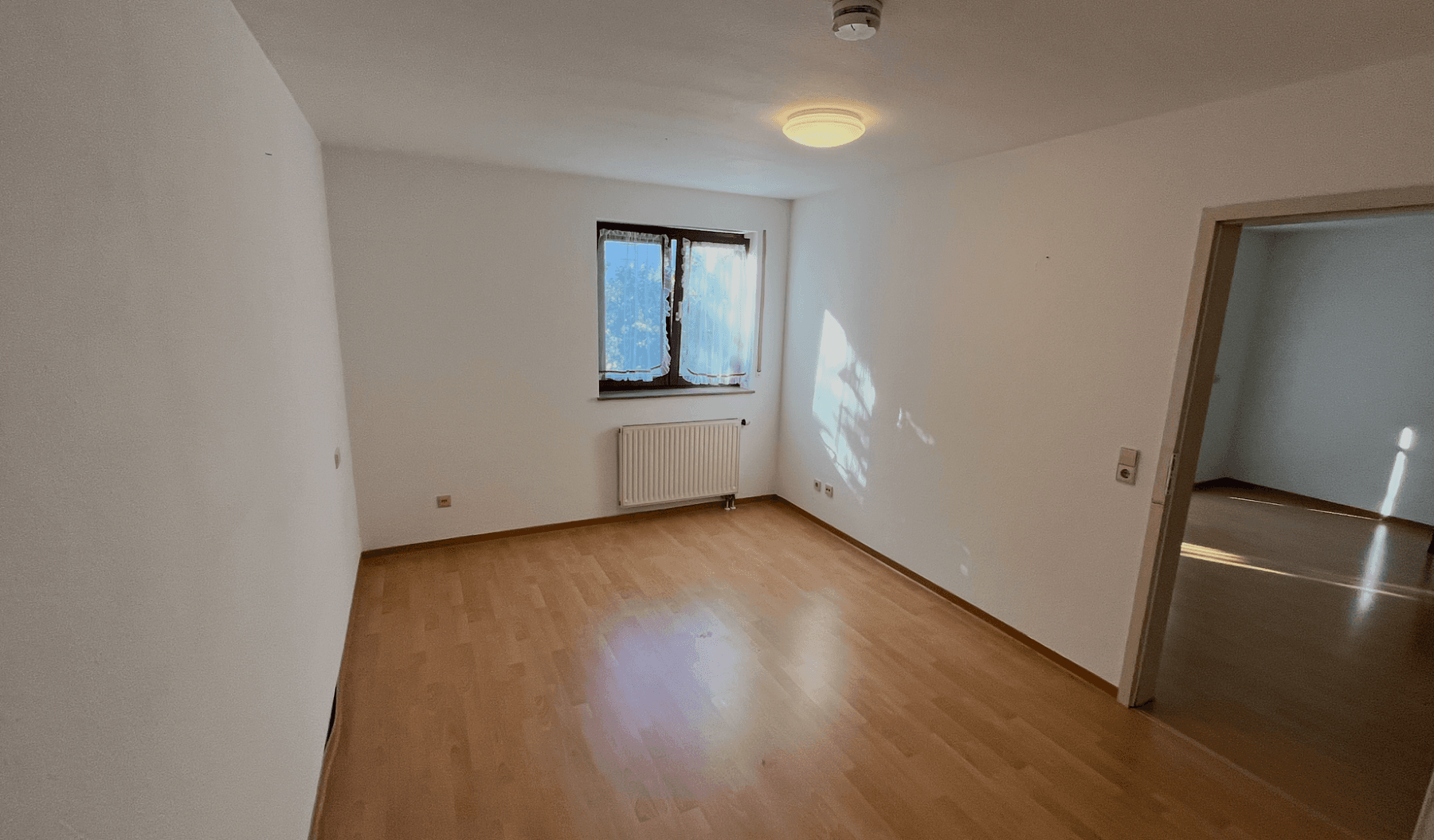 Pronájem bytu 2+1 54 m², Herdweg 2, Böblingen, Bádensko-Württembersko Pronájem bytu 2+1 54 m², Herdweg 2, Böblingen, Bádensko-Württembersko