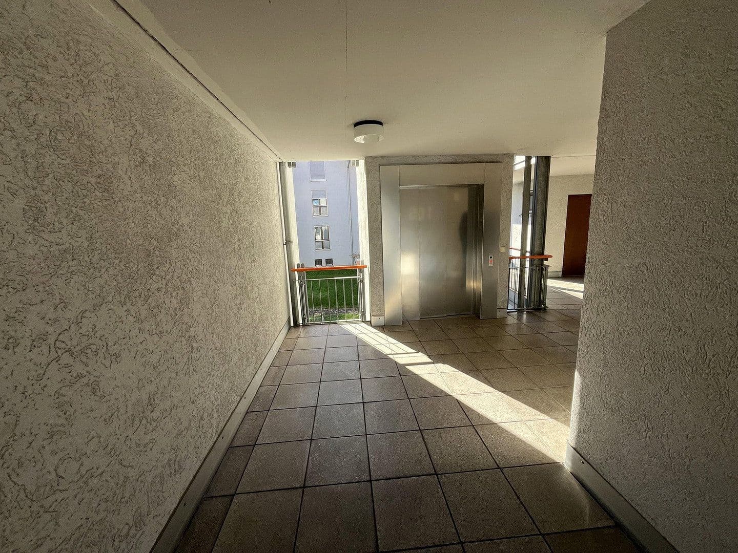 Pronájem bytu 2+1 54 m², Herdweg 2, Böblingen, Bádensko-Württembersko Pronájem bytu 2+1 54 m², Herdweg 2, Böblingen, Bádensko-Württembersko