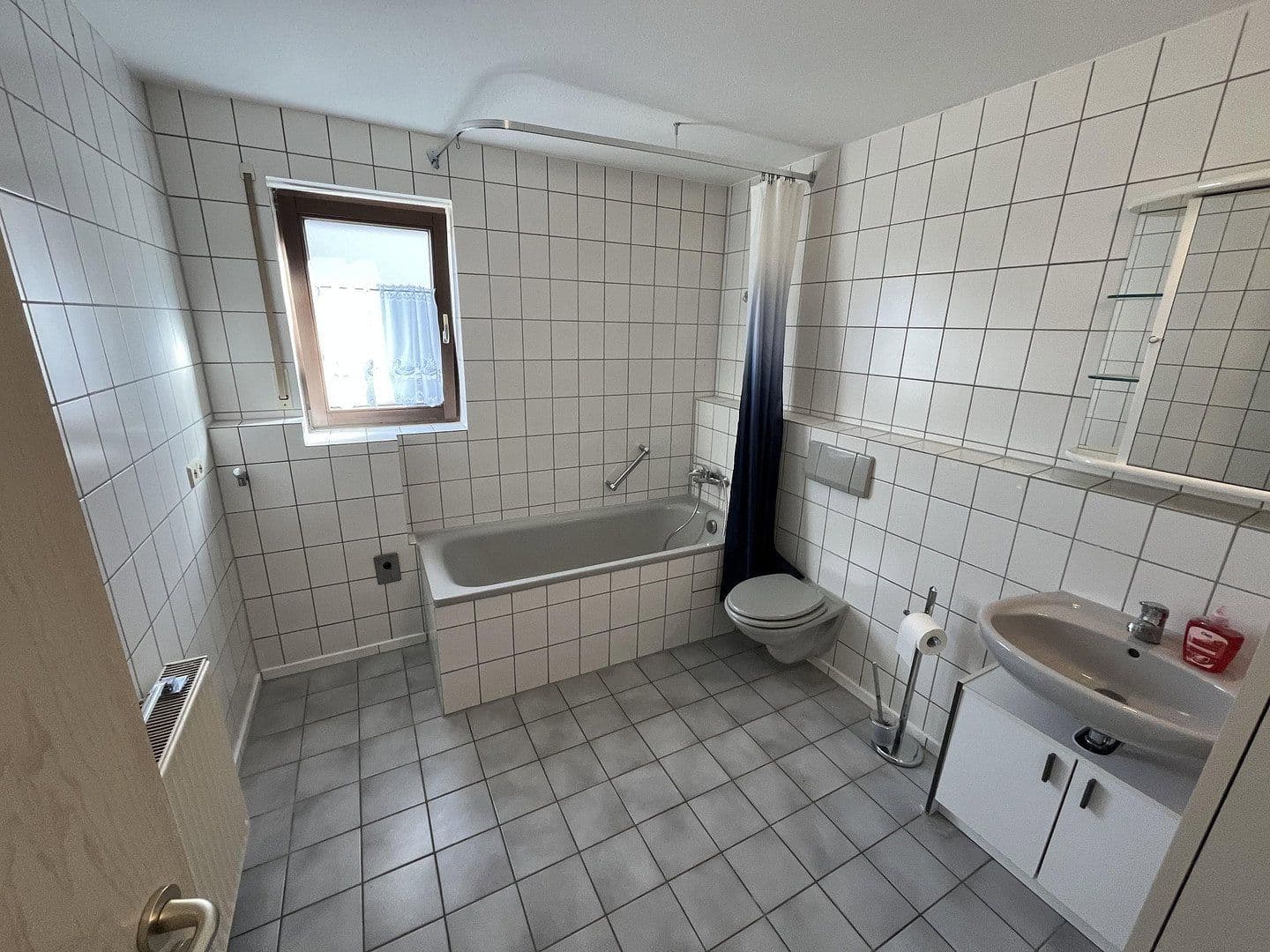 Pronájem bytu 2+1 54 m², Herdweg 2, Böblingen, Bádensko-Württembersko Pronájem bytu 2+1 54 m², Herdweg 2, Böblingen, Bádensko-Württembersko