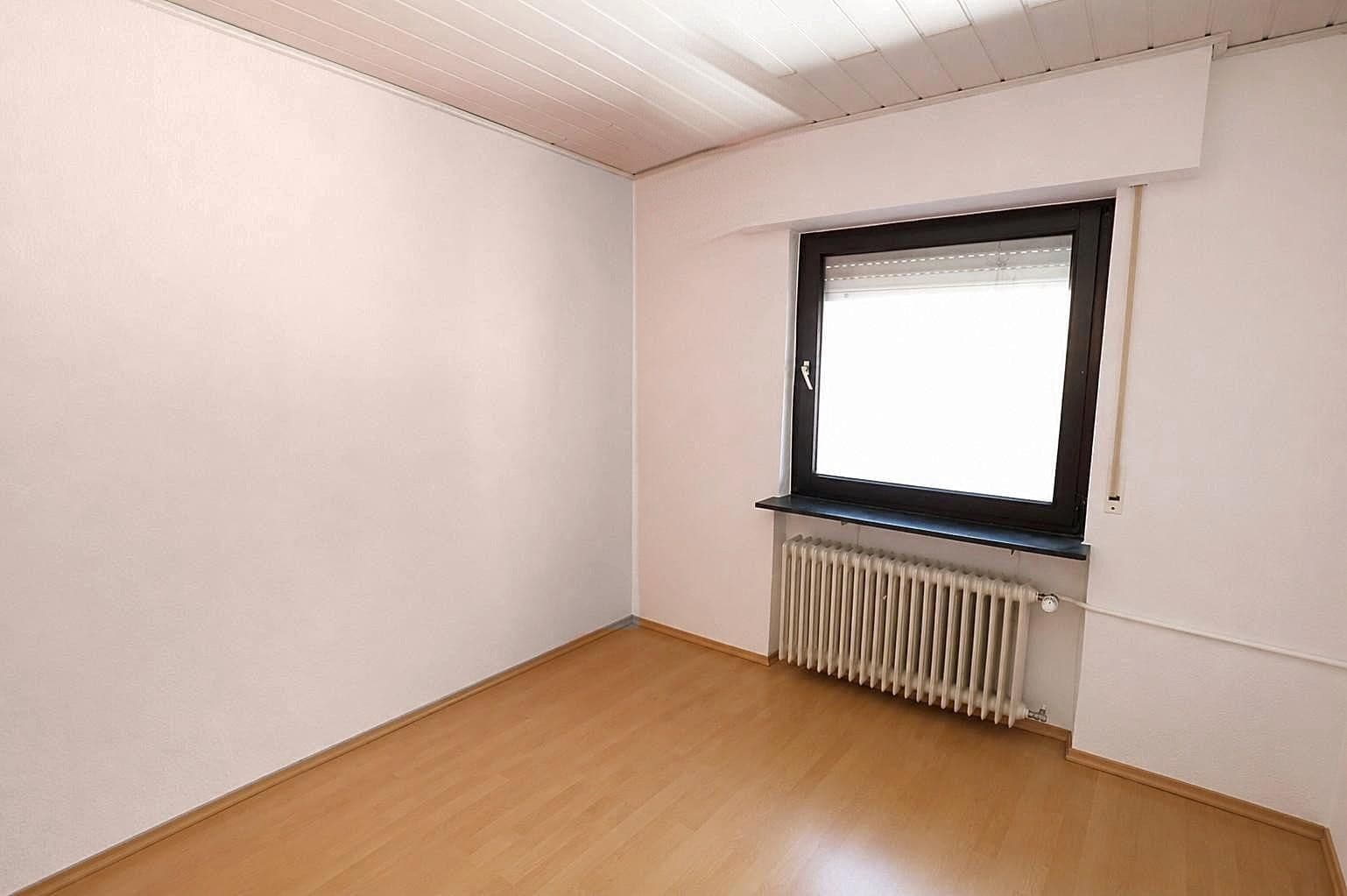 Pronájem bytu 3+1 98 m², Hartenauer Str. 45, Bickenbach, Hessen Pronájem bytu 3+1 98 m², Hartenauer Str. 45, Bickenbach, Hessen