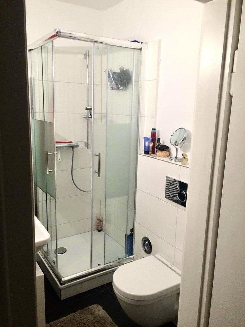 Prodej bytu 3+1 67 m², Köln, Severní Porýní-Vestfálsko Prodej bytu 3+1 67 m², Köln, Severní Porýní-Vestfálsko