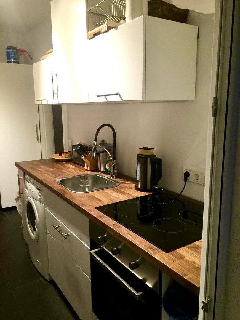 Prodej bytu 3+1 67 m², Köln, Severní Porýní-Vestfálsko Prodej bytu 3+1 67 m², Köln, Severní Porýní-Vestfálsko