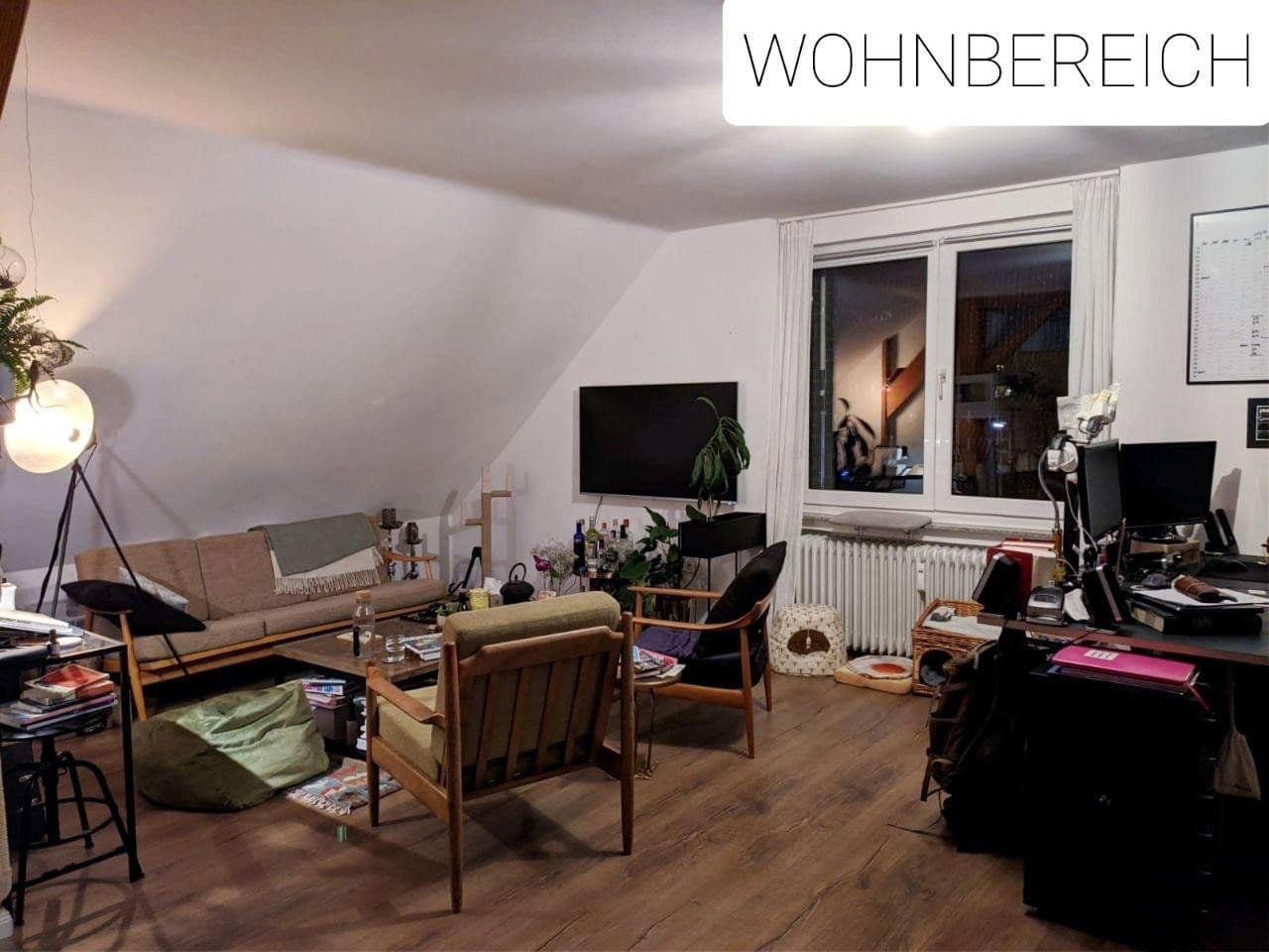 Pronájem bytu 2+1 55 m², Bataverstr. 28, Köln, Severní Porýní-Vestfálsko Pronájem bytu 2+1 55 m², Bataverstr. 28, Köln, Severní Porýní-Vestfálsko