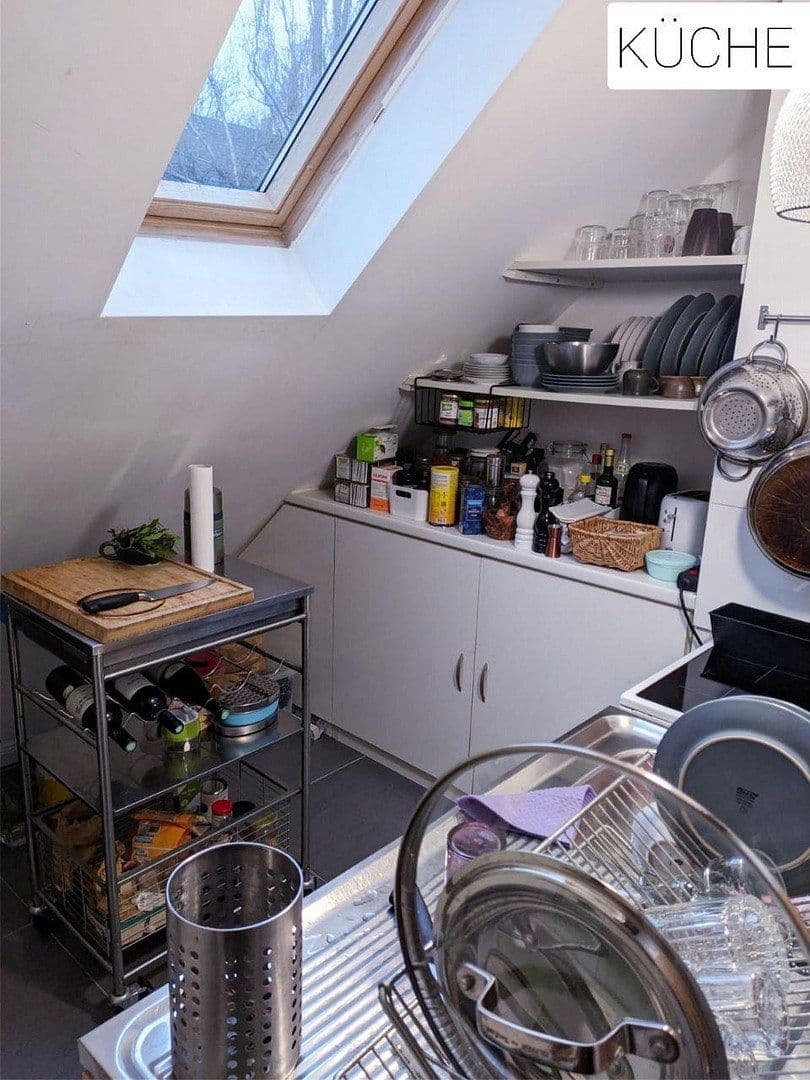 Pronájem bytu 2+1 55 m², Bataverstr. 28, Köln, Severní Porýní-Vestfálsko Pronájem bytu 2+1 55 m², Bataverstr. 28, Köln, Severní Porýní-Vestfálsko