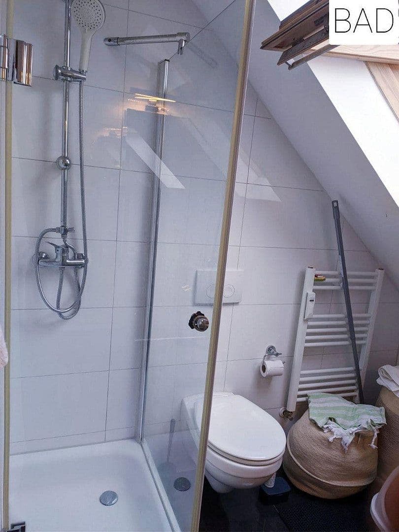 Pronájem bytu 2+1 55 m², Bataverstr. 28, Köln, Severní Porýní-Vestfálsko Pronájem bytu 2+1 55 m², Bataverstr. 28, Köln, Severní Porýní-Vestfálsko