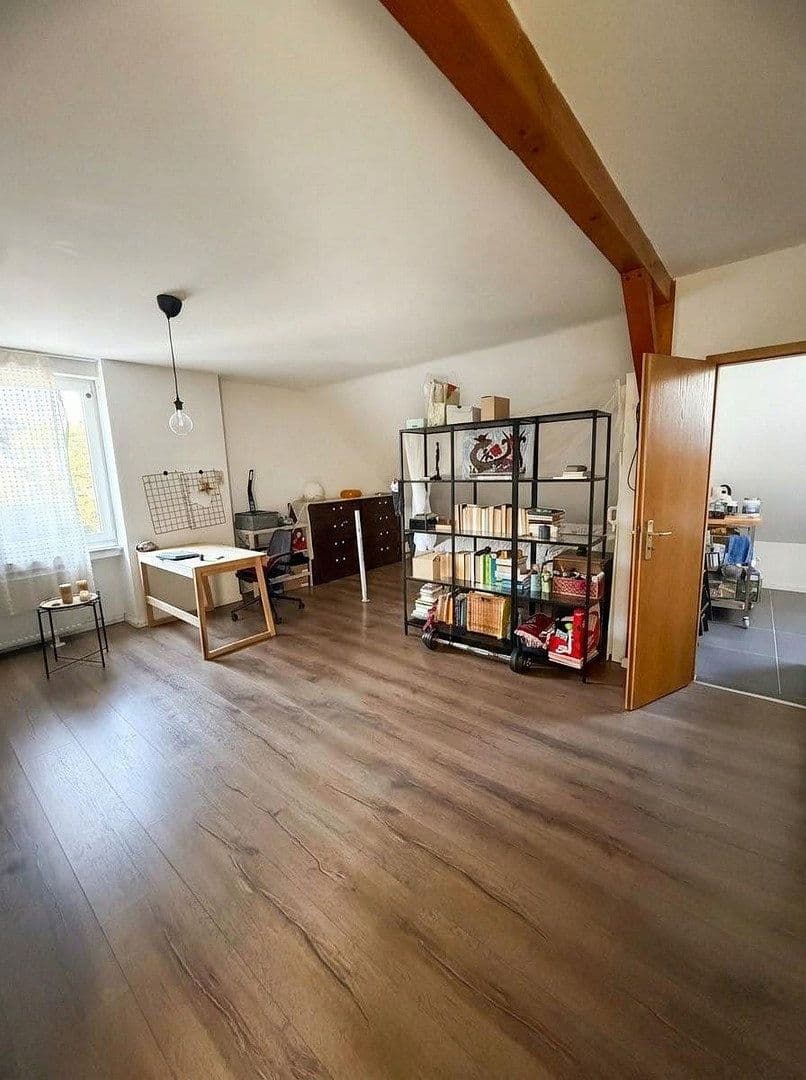 Pronájem bytu 2+1 55 m², Bataverstr. 28, Köln, Severní Porýní-Vestfálsko Pronájem bytu 2+1 55 m², Bataverstr. 28, Köln, Severní Porýní-Vestfálsko