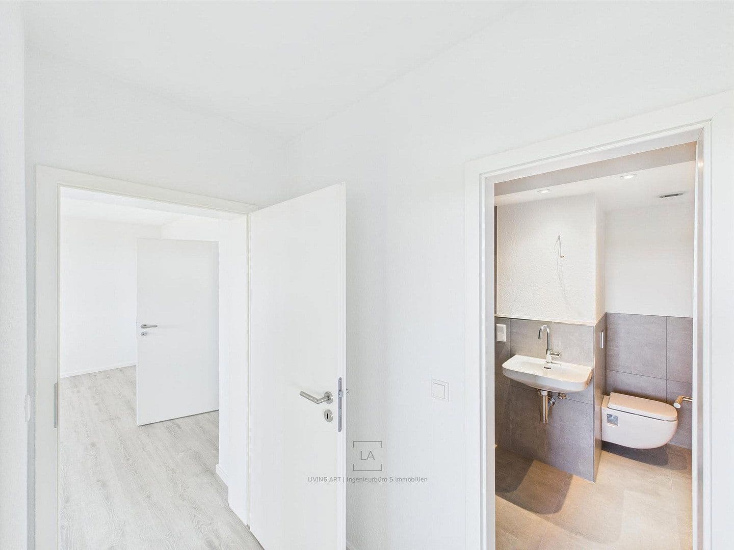 Prodej bytu 2+1 53 m², Langenfeld (Rheinland), Severní Porýní-Vestfálsko Prodej bytu 2+1 53 m², Langenfeld (Rheinland), Severní Porýní-Vestfálsko