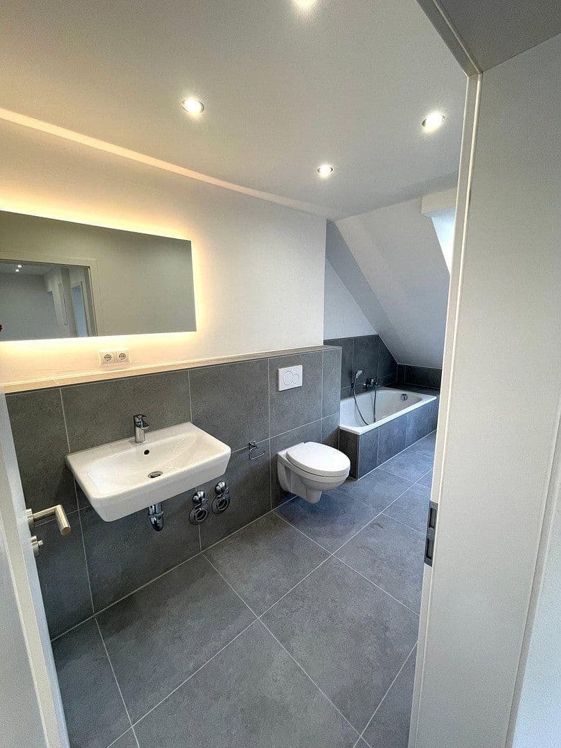 Pronájem bytu 3+1 98 m², Herne, Severní Porýní-Vestfálsko Pronájem bytu 3+1 98 m², Herne, Severní Porýní-Vestfálsko