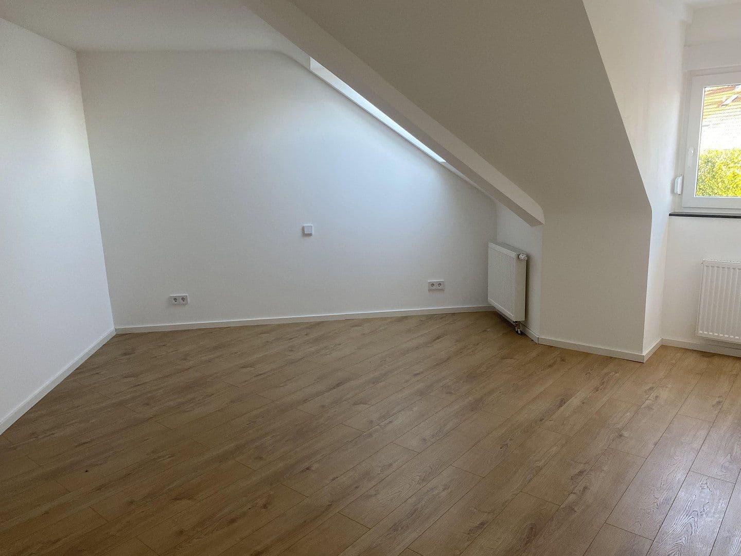 Prodej bytu 3+1 80 m², Ritter-Honius-Straße 10, Rohrbach, Porýní-Falc Prodej bytu 3+1 80 m², Ritter-Honius-Straße 10, Rohrbach, Porýní-Falc