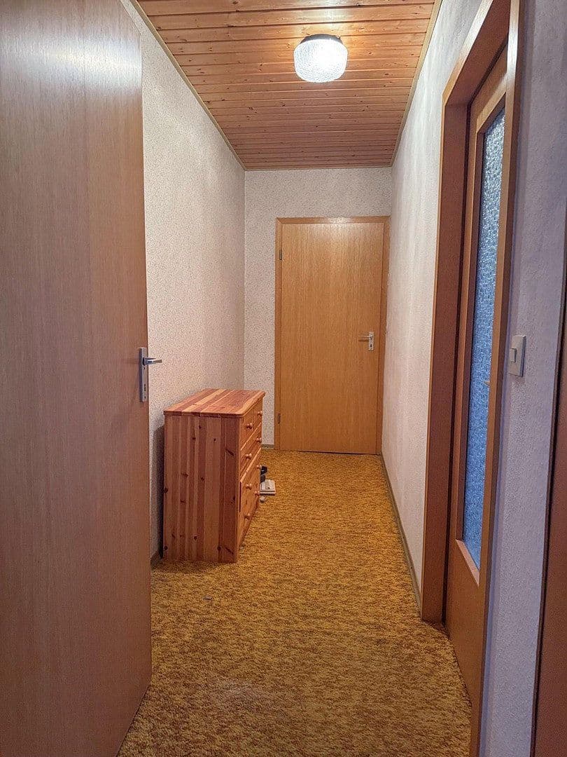 Prodej nebytového prostoru 3.902 m², Großkarlbach, Porýní-Falc Prodej nebytového prostoru 3.902 m², Großkarlbach, Porýní-Falc