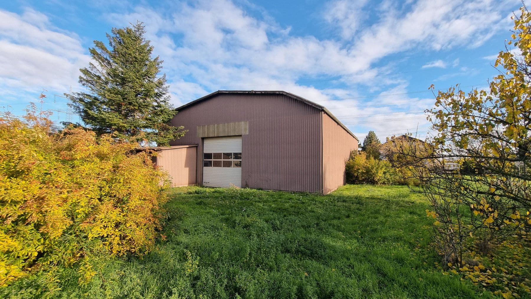 Prodej nebytového prostoru 3.902 m², Großkarlbach, Porýní-Falc Prodej nebytového prostoru 3.902 m², Großkarlbach, Porýní-Falc
