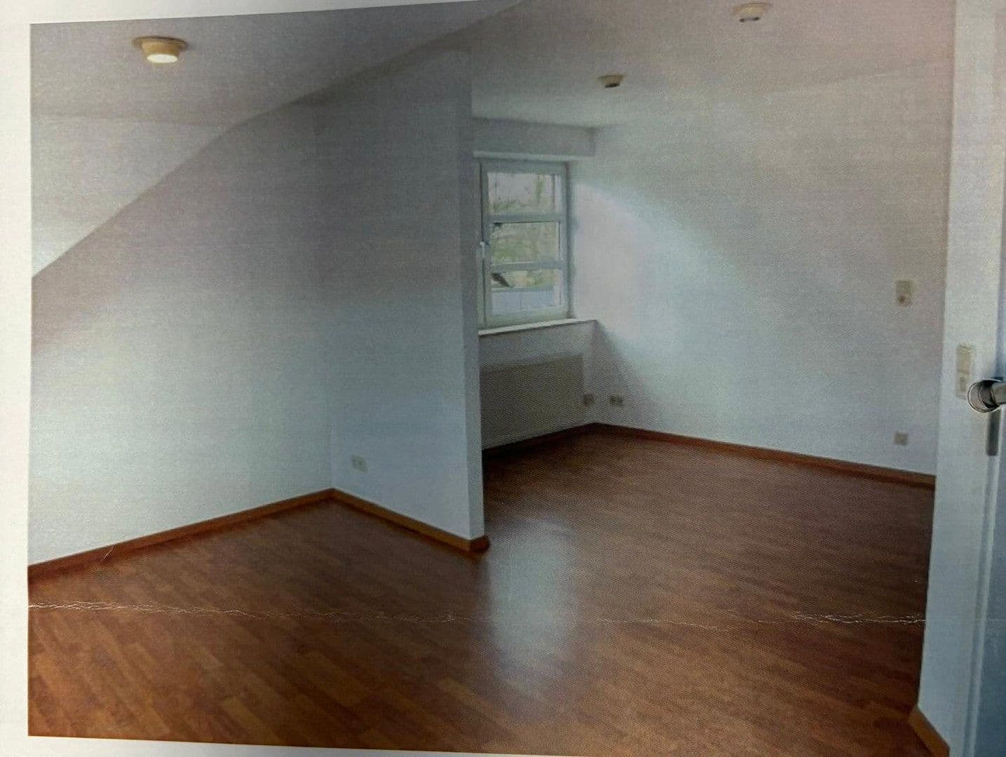 Pronájem bytu 4+1 145 m², Dr.-Albert-David-Straße 19, Burgwedel, Dolní Sasko Pronájem bytu 4+1 145 m², Dr.-Albert-David-Straße 19, Burgwedel, Dolní Sasko