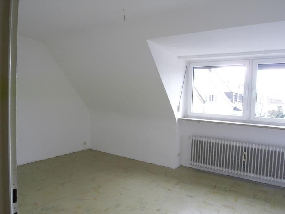 Pronájem bytu 4+1 81 m², Fritz-von-Röth-Straße 28, Nürnberg, Bavorsko Pronájem bytu 4+1 81 m², Fritz-von-Röth-Straße 28, Nürnberg, Bavorsko