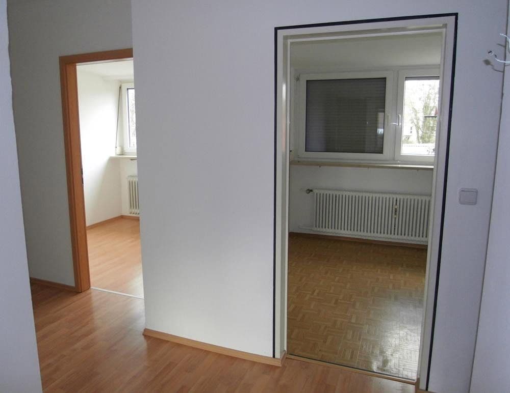 Pronájem bytu 4+1 81 m², Fritz-von-Röth-Straße 28, Nürnberg, Bavorsko Pronájem bytu 4+1 81 m², Fritz-von-Röth-Straße 28, Nürnberg, Bavorsko