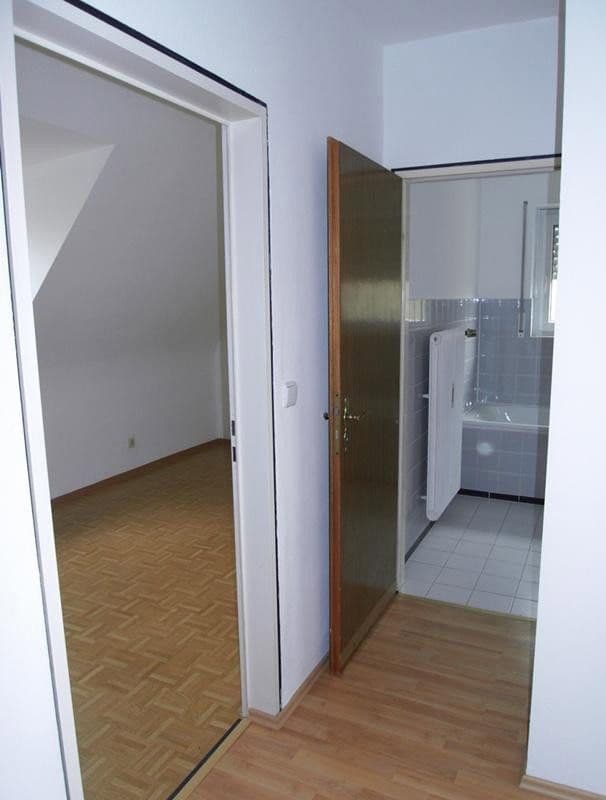 Pronájem bytu 4+1 81 m², Fritz-von-Röth-Straße 28, Nürnberg, Bavorsko Pronájem bytu 4+1 81 m², Fritz-von-Röth-Straße 28, Nürnberg, Bavorsko